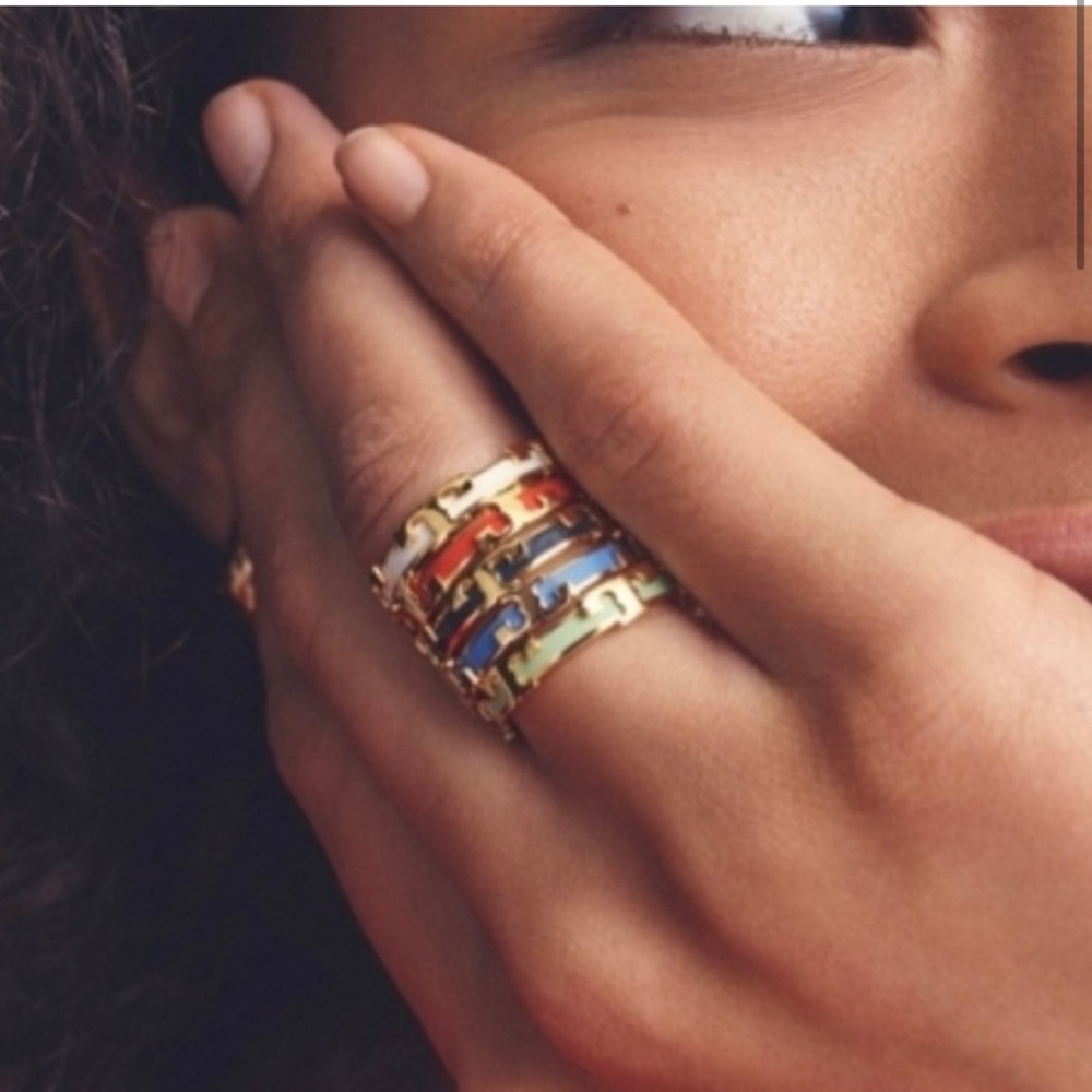 Tory Burch Serif T Enamel Ring